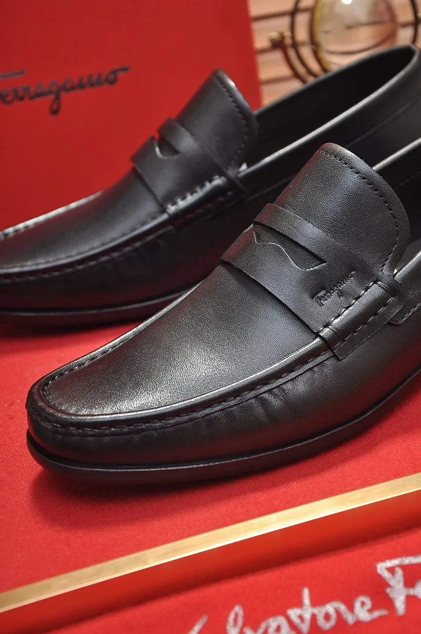 Men's shoes 💰500💶[Ferragamo/Ferragamo] The latest model in the counter. Original imported open-sided high-quality cowhide hand-woven + imported 🐂 cowhide + original luxury metal buckle + original combination outsole. Comparison without pressure 38--44🎉